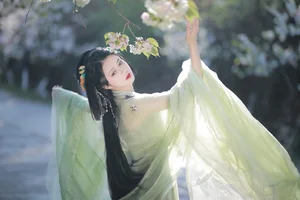Urban Elegance: Art Language Vol.4276 Featuring Wu Sui in Blue - image 4