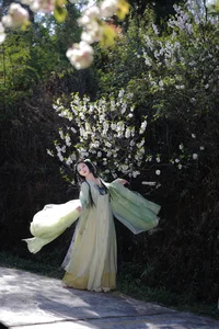 Urban Elegance: Art Language Vol.4276 Featuring Wu Sui in Blue - image 28