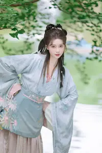 Discover Chu Yuan Yuan's Ethereal Beauty in YiTuYu Vol.8800 Collection - image 15