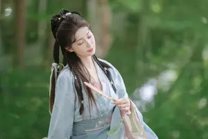 Discover Chu Yuan Yuan's Ethereal Beauty in YiTuYu Vol.8800 Collection - image 0