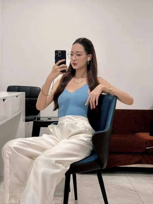 Vietnamese Star Ngọc Thanh Tâm Stuns in Bikini, Showing Off Her Beach Body