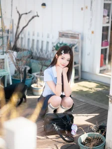 Art Language [YITUYU]: Forest and Terrace JK Style Portrait Photography - image 0