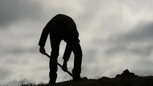 The Deadliest Ancient Tomb in China: Where 80 Grave Robbers Met Their End - image 2