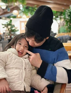 Vietnamese Woman Marries Korean Artisan Family and Inspires with Cross-Cultural Love - image 0