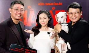 Actress Sam Radiates at Movie Premiere with Six Month Baby Bump - image 5