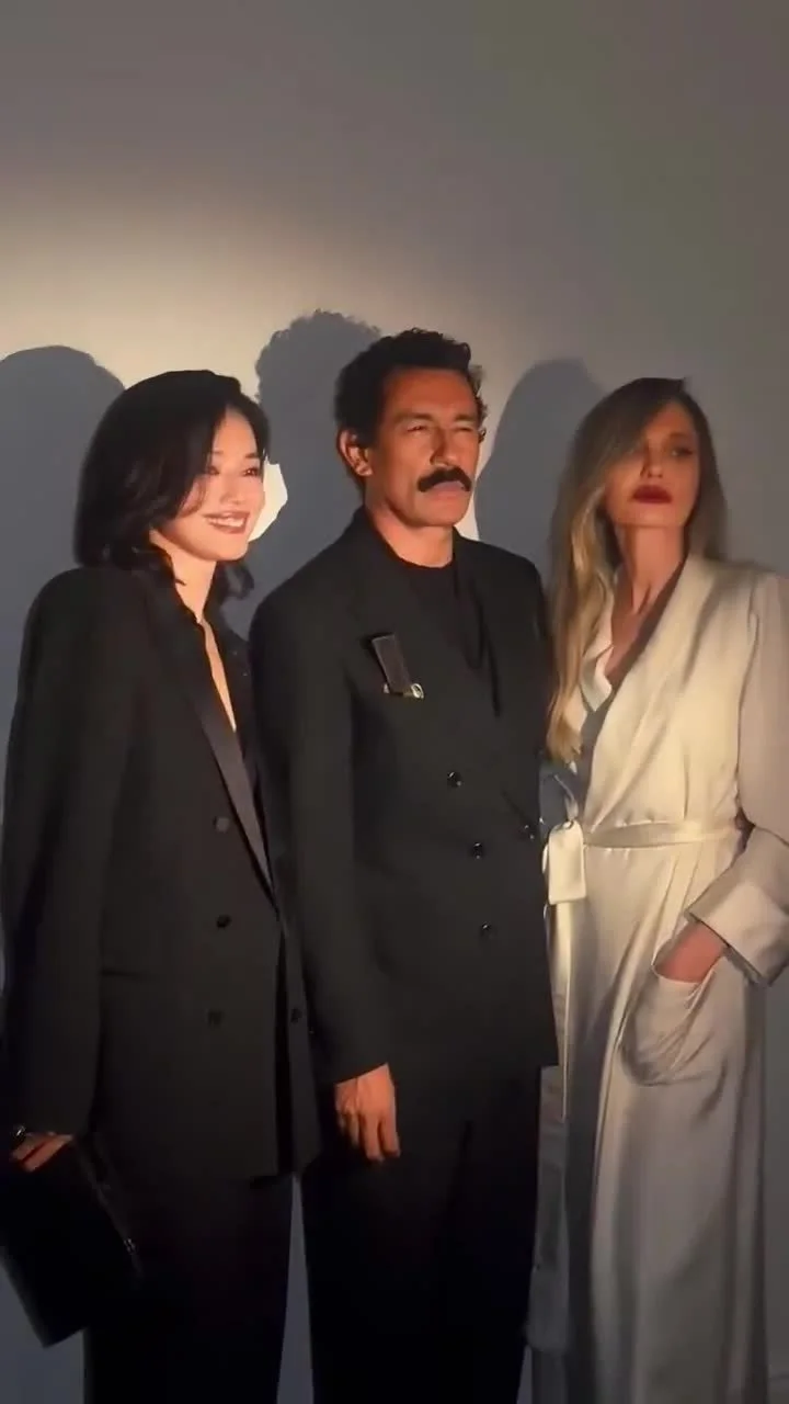 Shu Qi and Angelina Jolie Radiate Elegance in Stunning Red Carpet Encounter