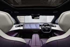 Mazda CX-6e Unveiled: A Masterpiece of Electric Luxury and Mysterious Elegance - image 4