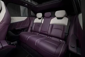 Mazda CX-6e Unveiled: A Masterpiece of Electric Luxury and Mysterious Elegance - image 3