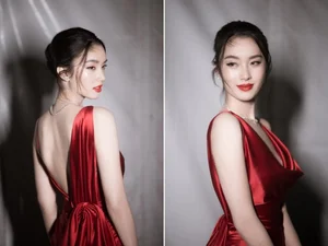 Thai Influencer Turns Heads in Vietnam: U40 Star Looks Like a Living Doll in Candid Shots - image 11
