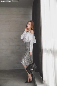 Park Soo Yeon Fashion Photography: Capturing the Essence of Korean Elegance - image 16