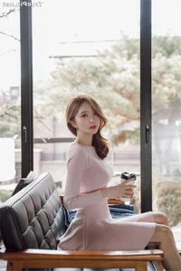 Park Soo Yeon Fashion Photography: Capturing the Essence of Korean Elegance - image 26