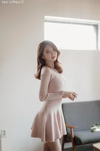 Park Soo Yeon Fashion Photography: Capturing the Essence of Korean Elegance - image 15