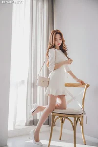 Park Soo Yeon Fashion Photography: Capturing the Essence of Korean Elegance - image 5