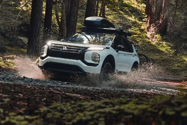 2025 Mitsubishi Outlander Trail Edition: Pricing and Features