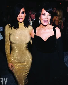 Hollywood Stars Shine at Glitzy Post-Oscar After-Parties - image 8
