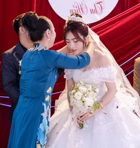 Ethereal Maternity: Vietnamese Web-Drama Star Stuns with Fairy-Like Baby Bump Photos - image 5