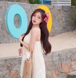 Ethereal Maternity: Vietnamese Web-Drama Star Stuns with Fairy-Like Baby Bump Photos - image 9