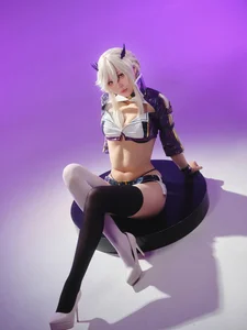 Hu Li Li Portrays Lancer Alter in Exquisite Fate/Grand Order Cosplay - image 8
