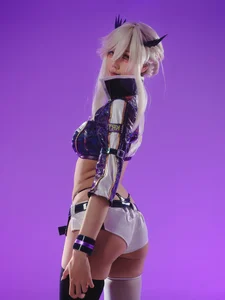 Hu Li Li Portrays Lancer Alter in Exquisite Fate/Grand Order Cosplay - image 6