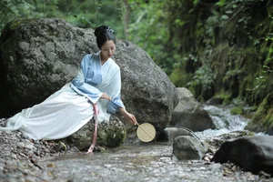Ethereal Beauty of Shi Yu Shi Ya in YiTuYu Vol.8959 - A Serene Riverside Poem - image 9