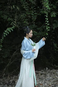 Ethereal Beauty of Shi Yu Shi Ya in YiTuYu Vol.8959 - A Serene Riverside Poem - image 2