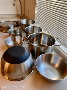 The Secrets of a Spotless Home: How a Family of Four Lives Simply and Saves Money - image 12