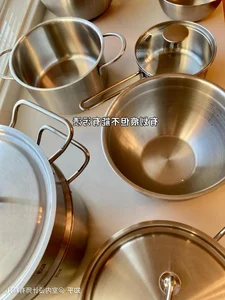 The Secrets of a Spotless Home: How a Family of Four Lives Simply and Saves Money - image 13