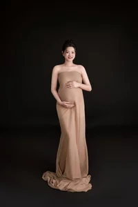Volleyball Star Thu Hoai Announces Pregnancy and Shares Joy of First Child - image 7