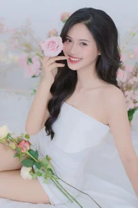 The Rising Star from Quang Tri: A Spotlight on Miss Vietnam's Most Talked-About Contestant - image 5