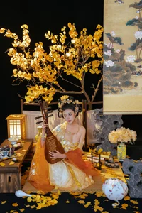 Elegant Golden Moon Cosplay: Nai Xi Jiang Nice in Traditional Chinese Inspired Fantasy Photo Series (91P) - image 1