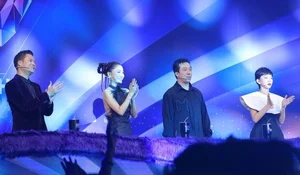 The Masked Singer Vietnam: Quang Dung's Iconic Performance and the Mystery of the Funny Character - image 3