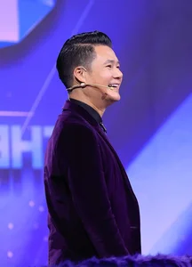 The Masked Singer Vietnam: Quang Dung's Iconic Performance and the Mystery of the Funny Character - image 0