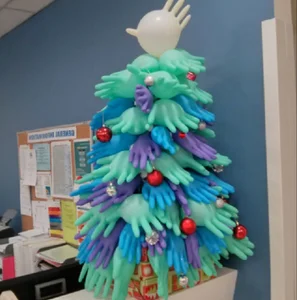 Creative and Unique Christmas Tree Ideas You Never Thought Possible - image 4