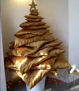 Creative and Unique Christmas Tree Ideas You Never Thought Possible - image 3