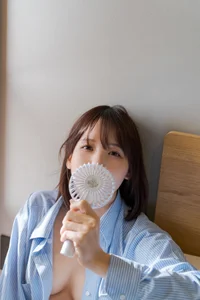 Effortless Beauty and Soft Vibes: Coser Kenken - In Secret Part01 - image 7
