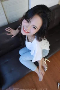 IESS Tutu Collection: Classic White T-Shirt and Denim Fashion Aesthetics - image 25