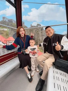 Luxury Lifestyle and Fitness: Lan Khuê’s Yacht Elegance and Kỳ Duyên’s Toned Physique Highlights - image 1