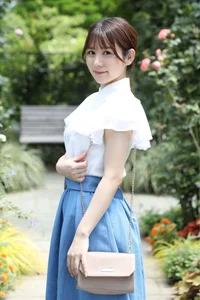JP Mei Photobook Part 01: The Celebrity Aura of an Elegant Japanese Model - image 1