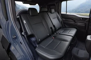 Toyota Land Cruiser FJ Debuts in Thailand with Attractive Entry Price - image 7