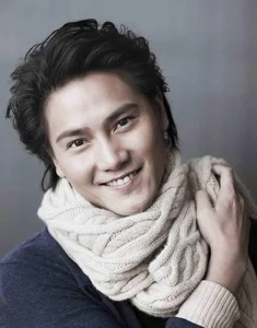 Dion Lam: The Wealthy Heir Who Chose Hard Work and Protected Zhao Liying - image 4