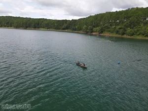 Giant Fish Hunting Adventure with Young Anglers in Pleiku Mountain City - image 1