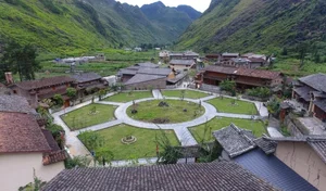 Discover Vietnam's Cinematic Village Hidden Beneath a Legendary Mountain Pass - image 1