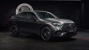New Mercedes-AMG GLC 53: The Return of the 6-Cylinder Engine and Exclusive Drift Mode for Luxury Performance SUV Enthusiasts - image 8