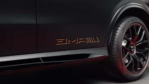 New Mercedes-AMG GLC 53: The Return of the 6-Cylinder Engine and Exclusive Drift Mode for Luxury Performance SUV Enthusiasts - image 12