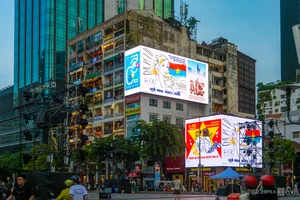 Ho Chi Minh City Celebrates with Vibrant Decorations for the April 30 Anniversary - image 1