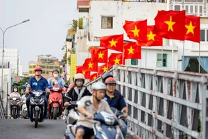 Ho Chi Minh City Celebrates with Vibrant Decorations for the April 30 Anniversary - image 0
