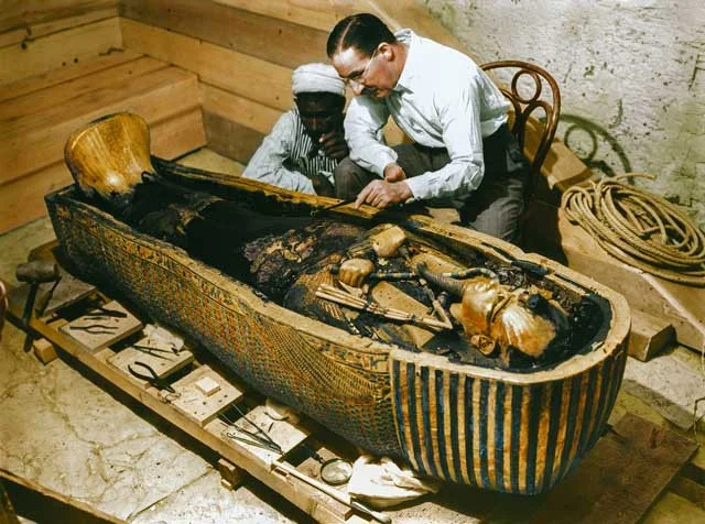 Shocking Ancient Artifacts Found: Awakening the Spirits in Egyptian Pharaoh Tombs