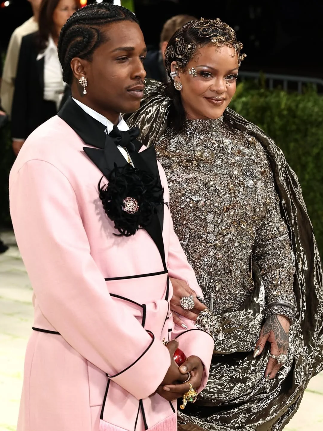 Rihanna Reclaims Her Crown as the Queen of Met Gala 2026
