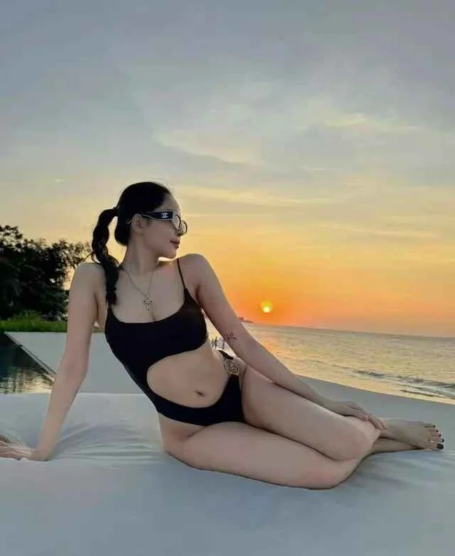 Summer Style Inspiration: Influencer Tram Anh Showcases Stunning Bikini Looks and Fitness Goals