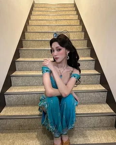 Stunning Princess Jasmine Cosplay by Korean Influencer Goes Viral - image 2